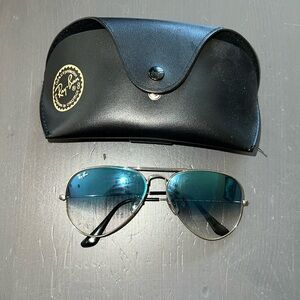 Ray-bans aviators large